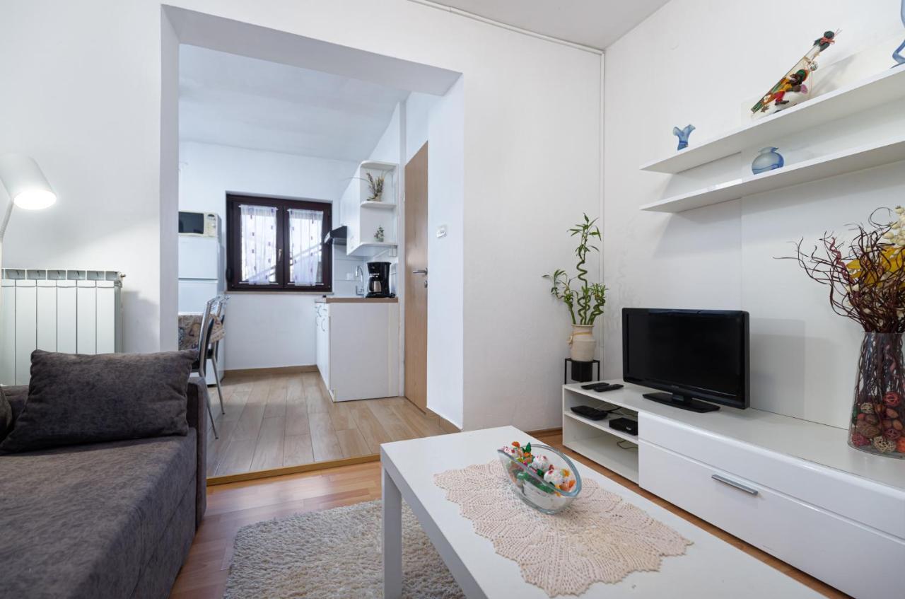Lena Appartement *